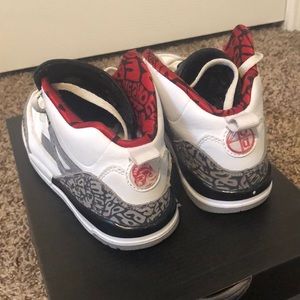 Kids Jordan Spizike size 3